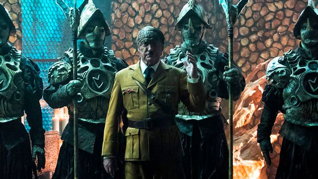 bild aus der news Im deutschen Trailer zu "Iron Sky 2: The Coming Race" macht der Papst Jagd auf Dinosaurier