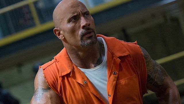 bild aus der news "Fast & Furious"-Spin-off: Halbnackter Dwayne Johnson verrät mit neuem Set-Foto zu "Hobbs & Shaw" die Handlungsorte