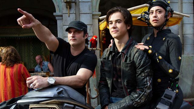So etwas wie "Alita: Battle Angel" gab es noch nie: Robert Rodriguez über James Camerons nächste Kino-Revolution