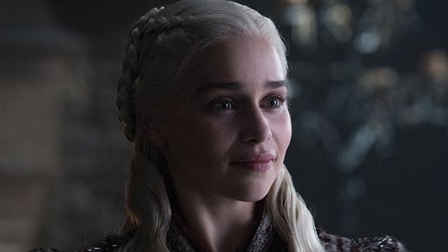Eure Chance: Schaut die Premiere der 8. Staffel "Game Of Thrones" mit Emilia Clarke!