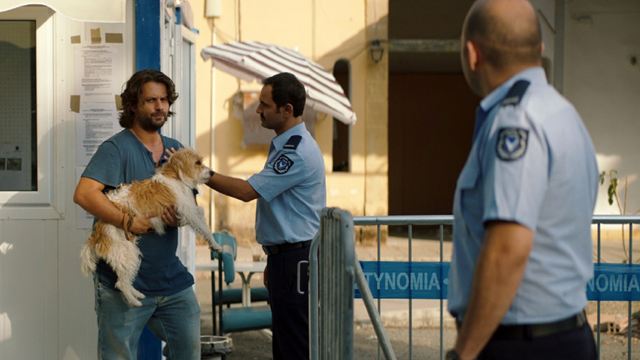 Deutscher Trailer zu "Smuggling Hendrix": Der Zypernkonflikt als skurrile Komödie
