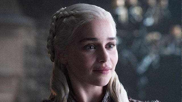 "Game Of Thrones"-Kaffeebecher-Fauxpas: Emilia Clarke enttarnt endlich den Schuldigen