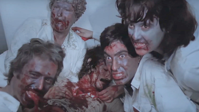 bild aus der news WTF?! Der lange Trailer zu "Corona Zombies" besteht vor allem aus echten (!) Nachrichten – und einem Zombie-Klassiker