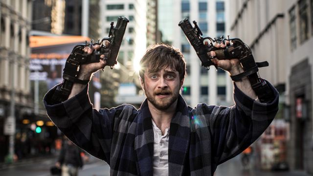 Action mit Daniel Radcliffe nur gekürzt im Kino: So könnt ihr "Guns Akimbo" dennoch uncut sehen