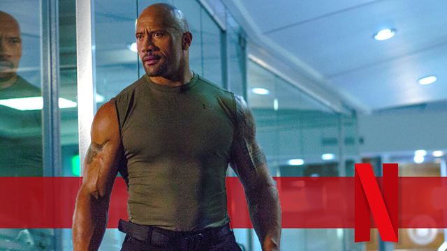 Wenn die Muskeln zum Problem werden: Dwayne Johnson teilt lustiges Bild vom Set des Netflix-Blockbusters "Red Notice"