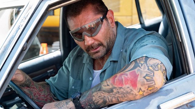 bild aus der news TV-Warnung: Lahme Action, miese Gags & Klischees – diesen Film mit Marvel-Star Dave Bautista könnt ihr euch sparen 
