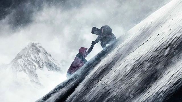 Ein Albtraum für alle Bergsteiger: Im Trailer zum Survival-Thriller "Infinite Storm" kämpft Naomi Watts gegen die gnadenlose Natur
