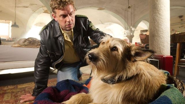 Viele Fans wollen es lieber vorab wissen: Stirbt Hund Ludwig in "Kaiserschmarrndrama" oder nicht?