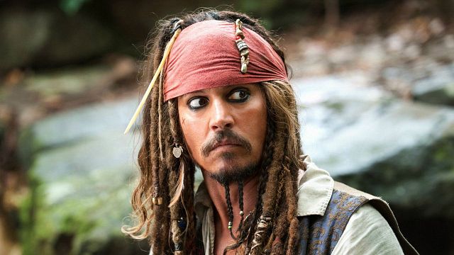 bild aus der news "Fluch der Karibik": Johnny Depp wünschte sich eine blaue (!) Nase für Jack Sparrow - und der Grund ist ziemlich brutal!