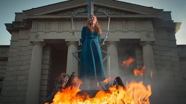 Hexenjagd im heutigen Amerika: cleverer Trailer zum brutalen Unterdrückungs-Thriller "Witch Hunt"