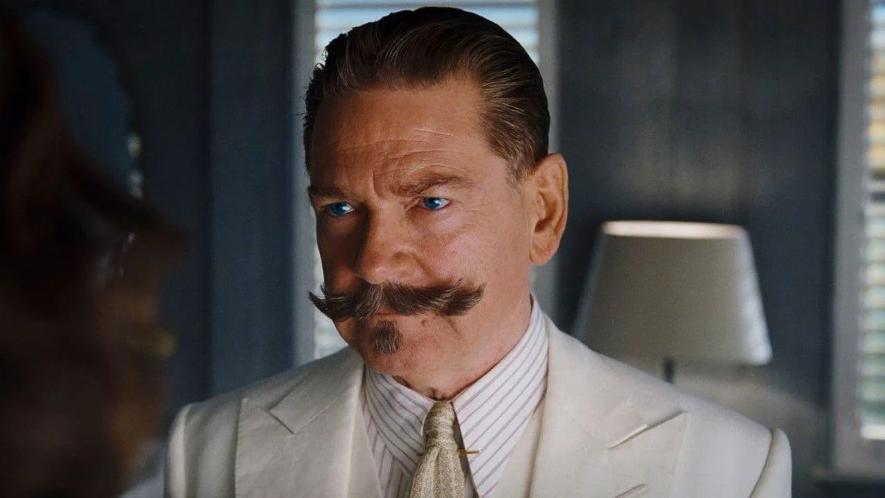 Kenneth Branagh als Hercule Poirot