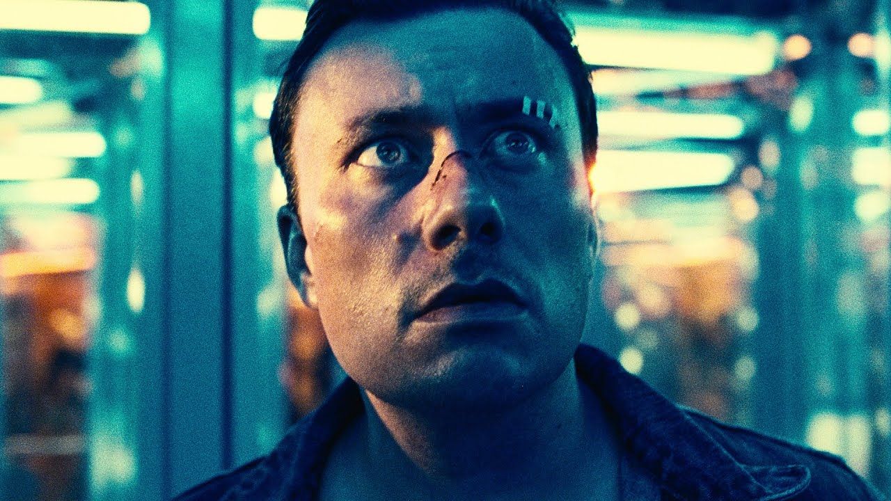 „Heikos Welt“-Haupdarsteller Martin Rohde ist zurück – diesmal als Preisboxer auf der Kirmes!