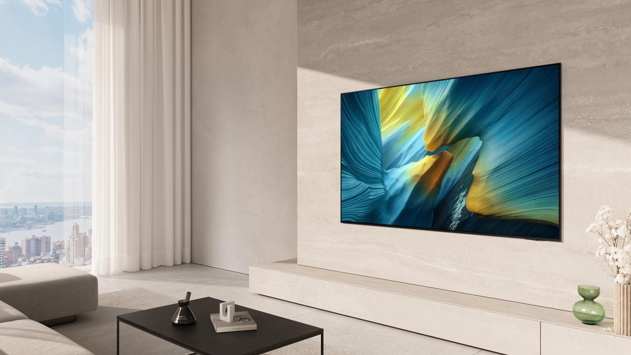 Egal wie hell es auch ist, mit Spiegelungen werdet ihr auf diesem Samsung OLED-TV keine Problem haben.