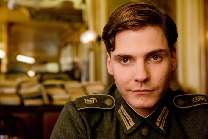 Als Scharfschütze Frederick Zoller wurde Daniel Brühl einem Millionen-Publikum bekannt.