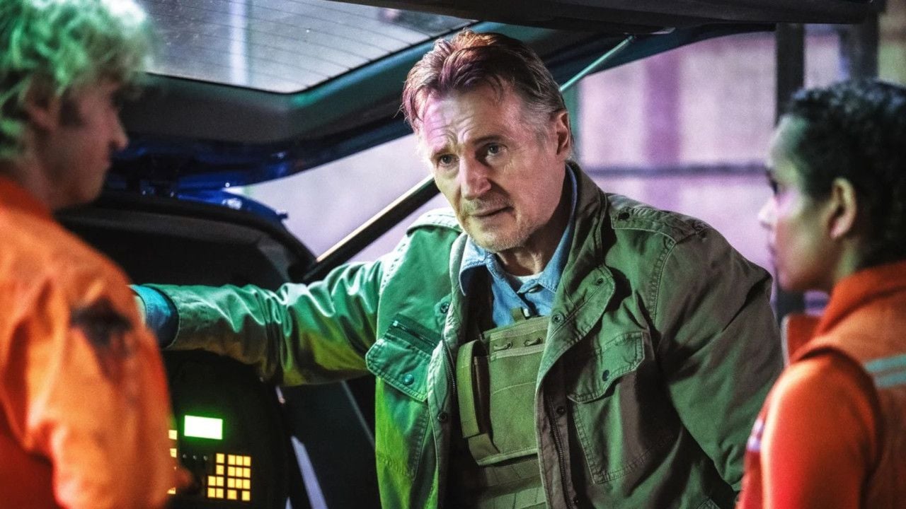 Liam Neeson glänzt mit gewohnt grummeligem Charme, spielt bei der Action aber eher die zweite Geige.