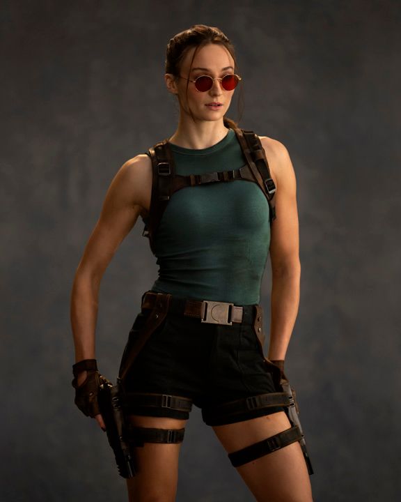 Sophie Turner als Lara Croft in 