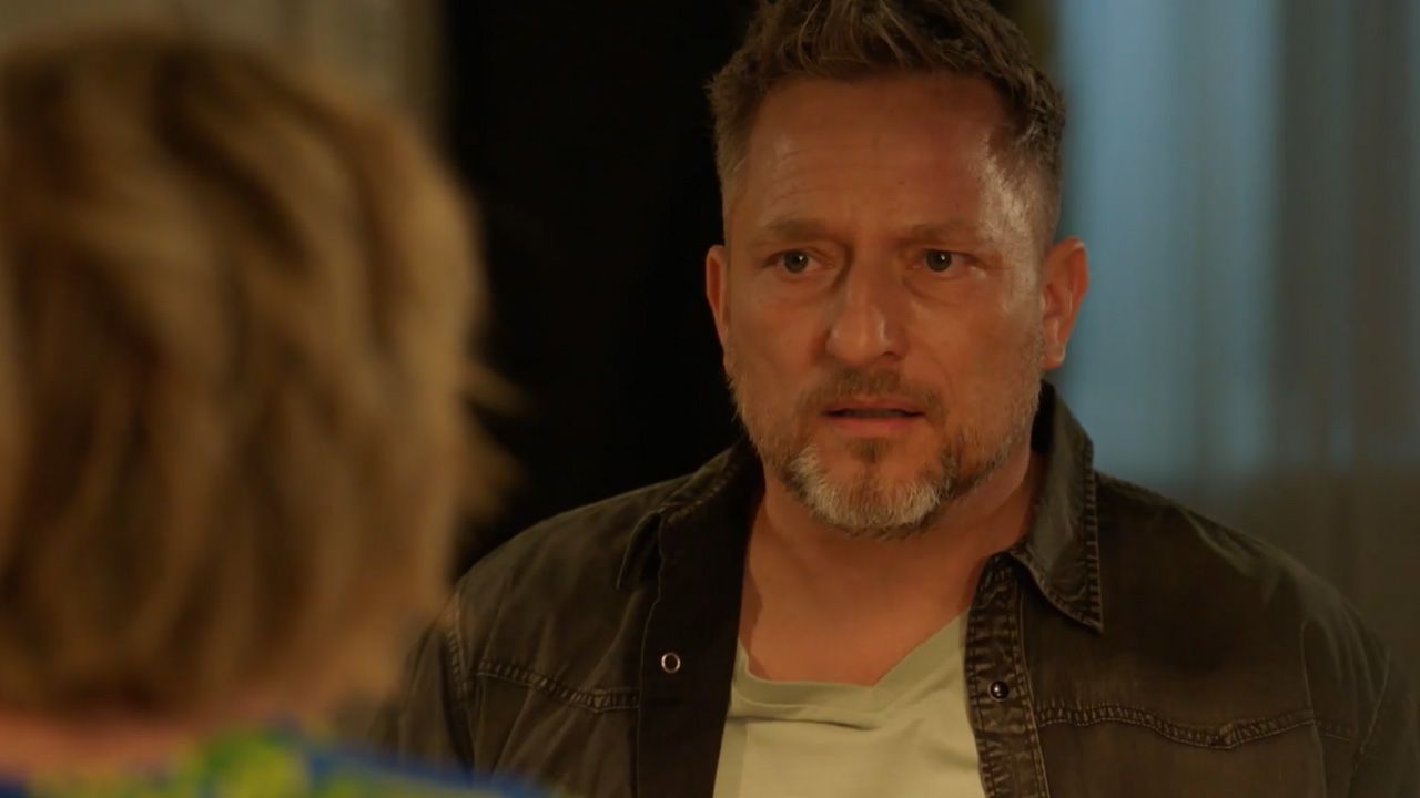 GZSZ-Vorschau heute: Michi gesteht Yvonne seine Liebe - TV-Starts bei  FILMSTARTS.de