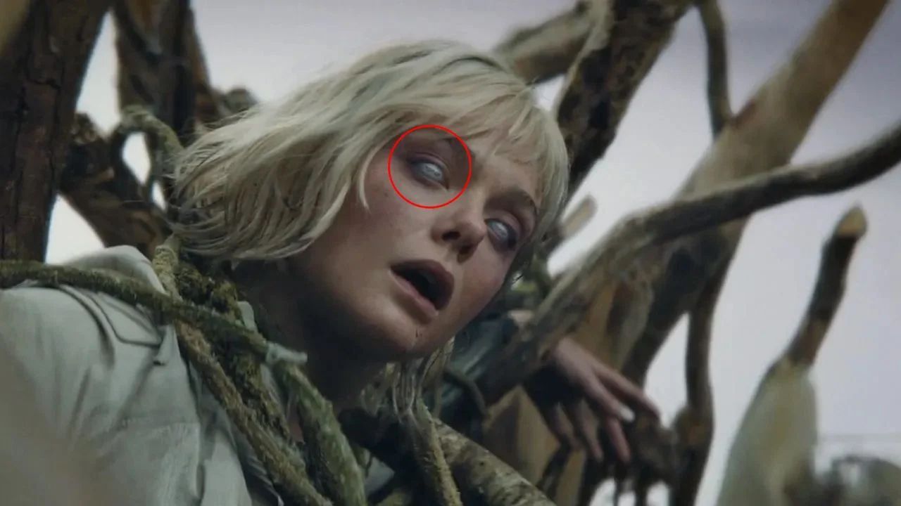 Im Auge von Thia (Elle Fanning) ist ein Geheimnis versteckt