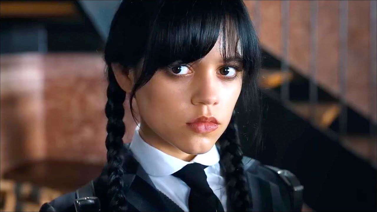 "Wednesday"-Star Jenna Ortega soll Remake eines fesselnden Kult-Erotik-Thrillers der 90er-Jahre machen