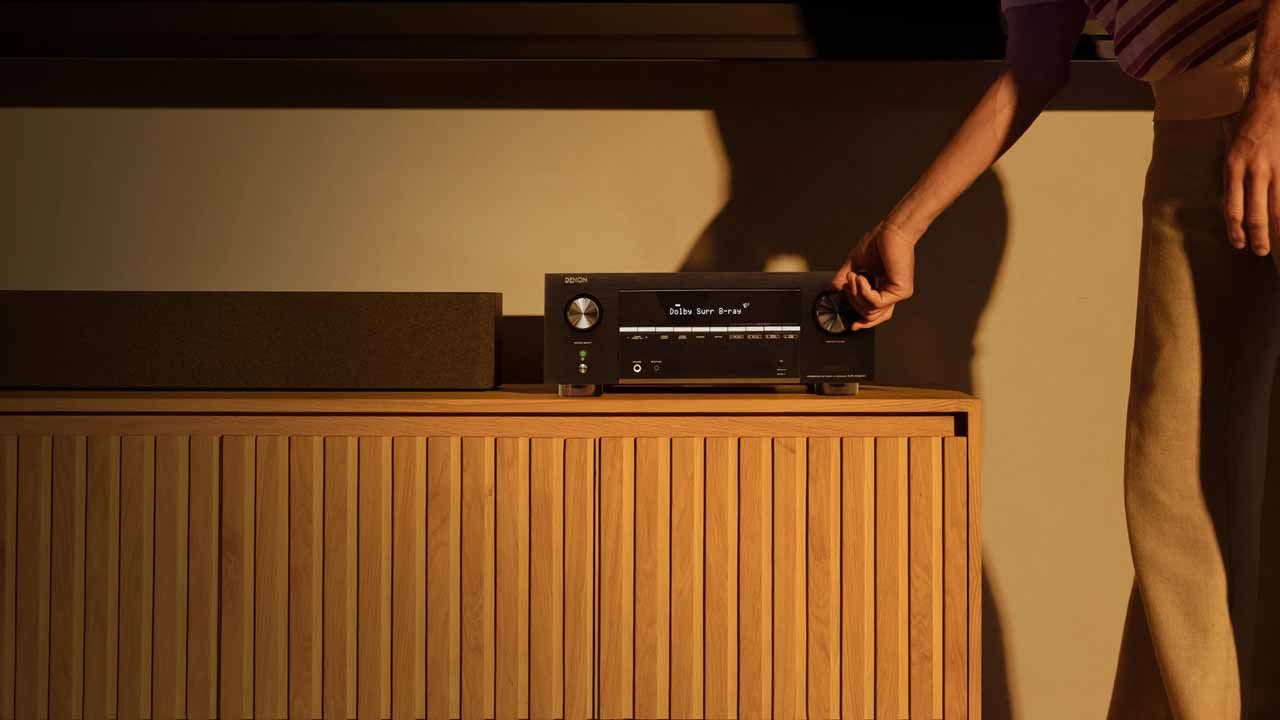 Der Denon AVC-X3900H bringt Dolby Atmos und DTS:X in euer Heimkino.