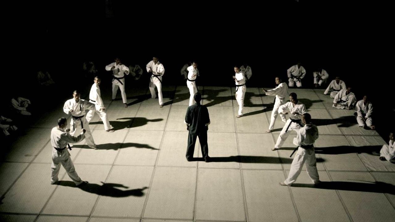 Atemberaubende Stunts mit einem \