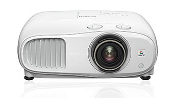 Epson Beamer mit 500 Zoll Bild