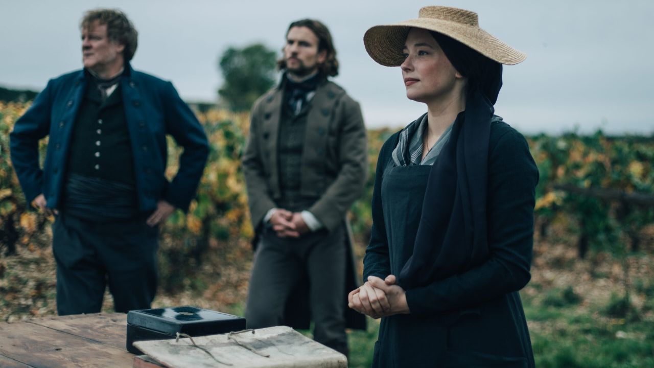 Haley Bennett dominiert als Titelheldin nicht nur die Champagnerindustrie, sondern auch den Film.