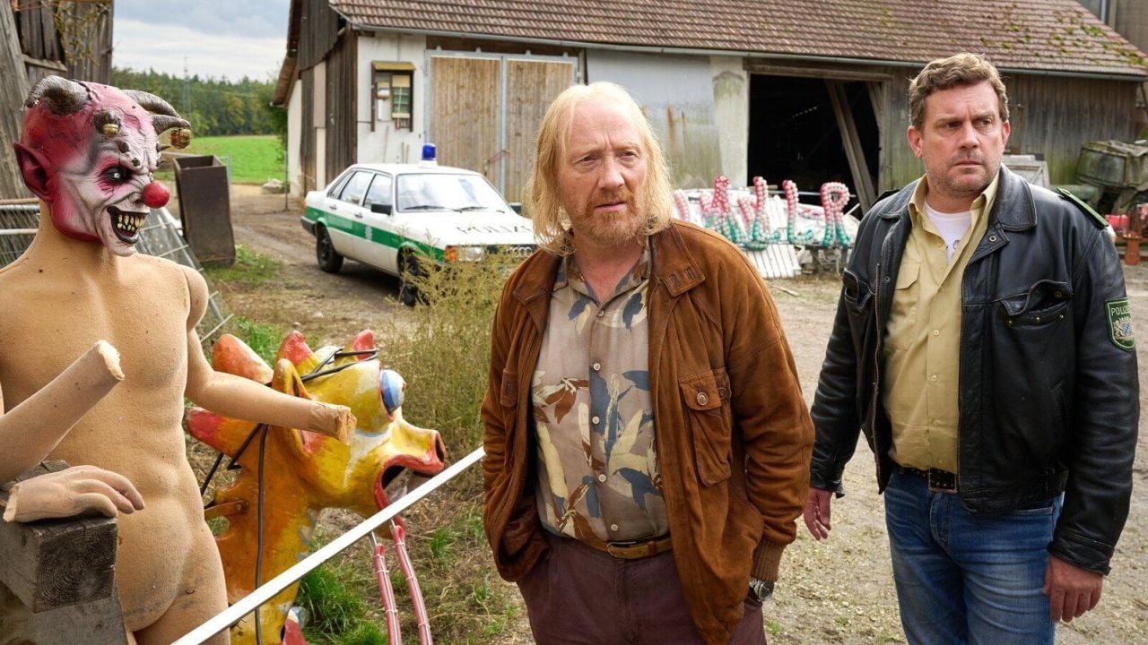 Der neue Eberhofer-Krimi ist wieder auf Erfolgskurs: "Steckerlfischfiasko" erreicht wichtigen Kino-Meilenstein