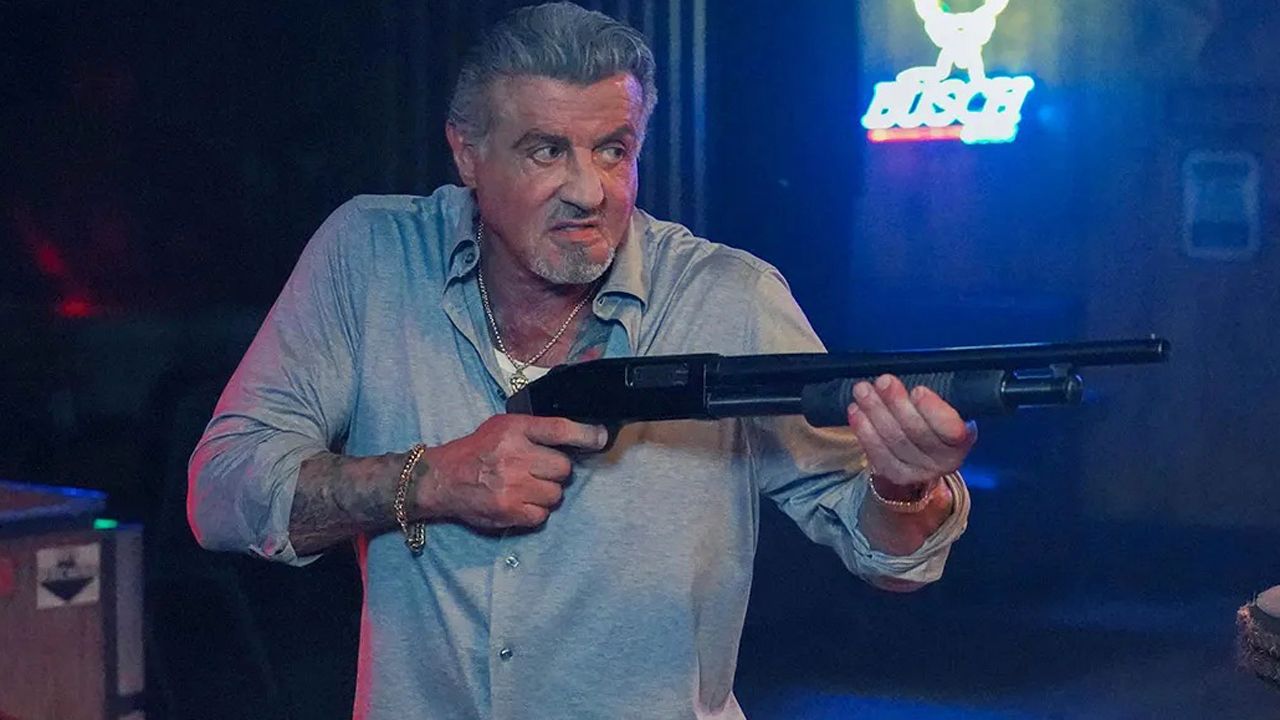 Vom "Yellowstone"-Macher: Sylvester Stallone räumt als Gangster in der 2. Staffel einer Hit-Serie jetzt auch im Heimkino auf – mit FSK 18