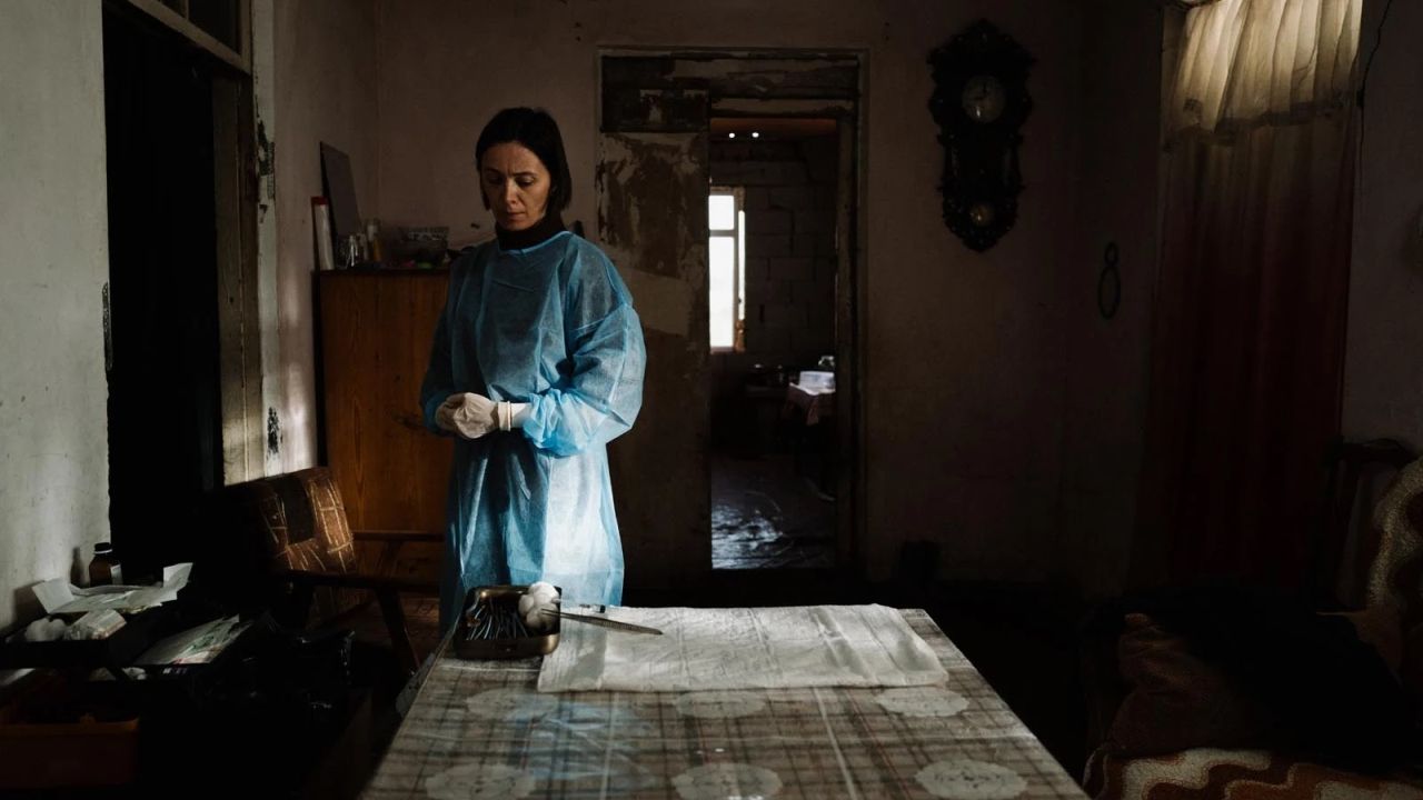 Die hygienischen Umstände sind in den Küchen der betroffenen Frauen natürlich alles andere als optimal.