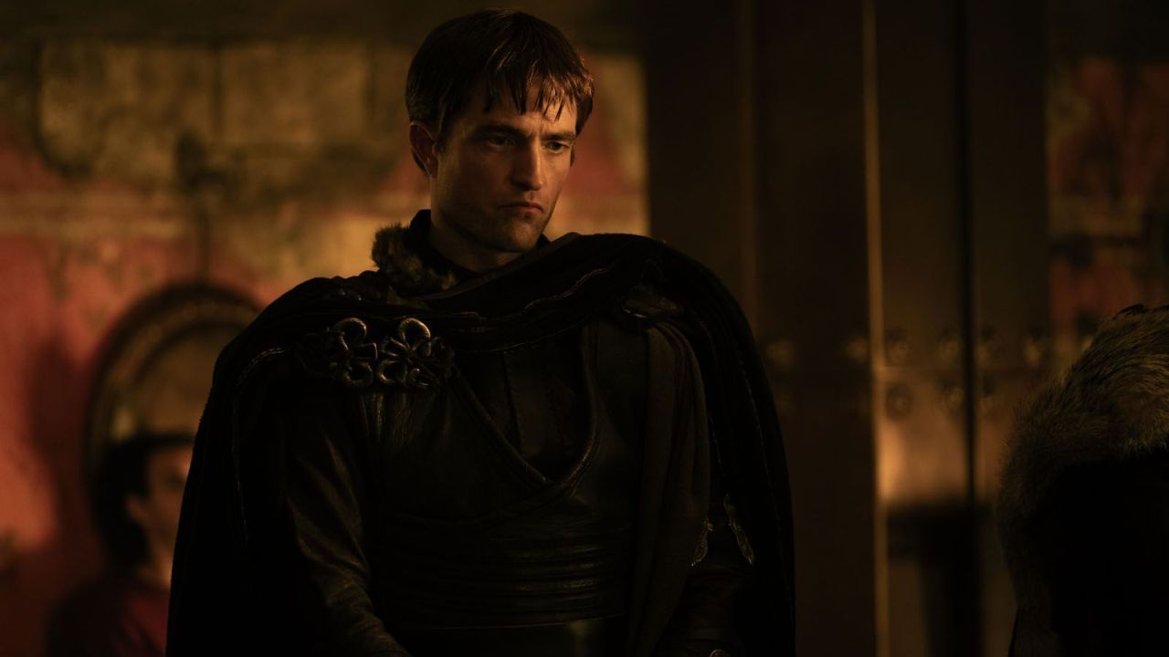 Nach „Tenet“ zum zweiten Mal für Christopher Nolan am Start: Robert Pattinson gibt einen grandios-schmierigen Möchtegern-Bräutigam. 