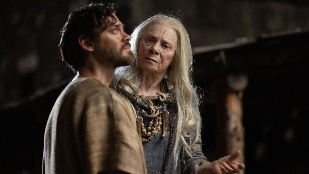 Im zweiten Teil nimmt sich der titelgebenden Medicus (Tom Payne) neben körperlichem erstmals auch seelischem Leiden an.