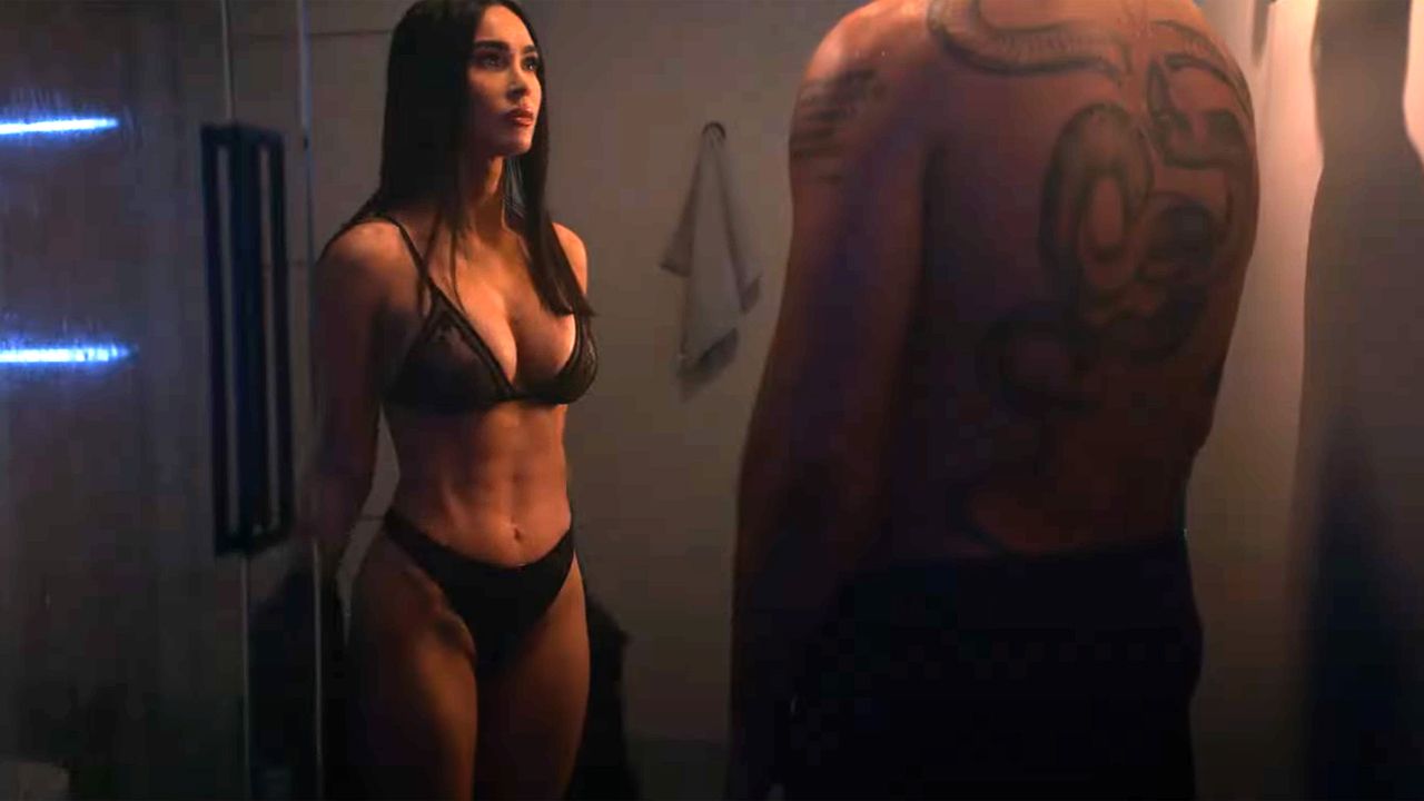 Megan Fox verführt als Killer-Cyborg einen Familienvater: Der erste