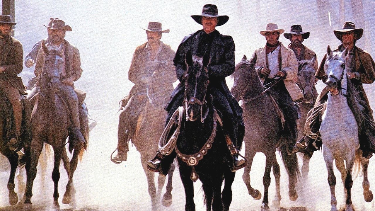 Heute im TV: Knackige Western-Action mit einem der größten Kultstars in Höchstform – brutal, aber auch umwerfend witzig!