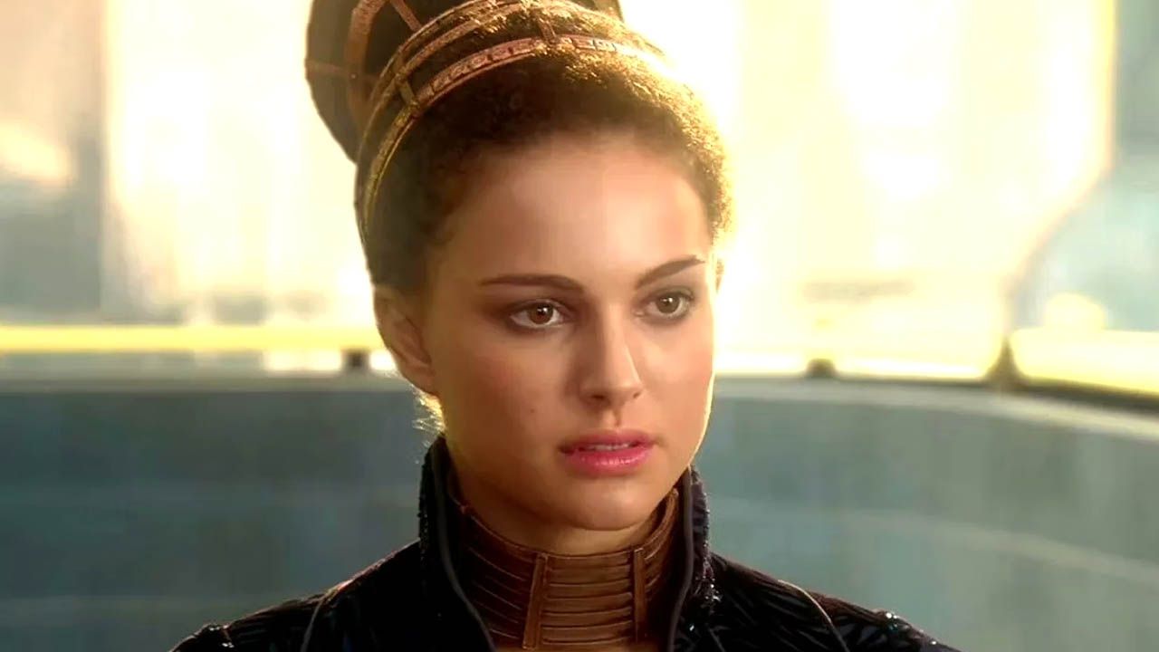 "Würdest du gern mal in einem ‚Star Wars‘-Film mitspielen?": Kult-Regisseur vergisst, dass Natalie Portman ein Teil der Sci-Fi-Saga war