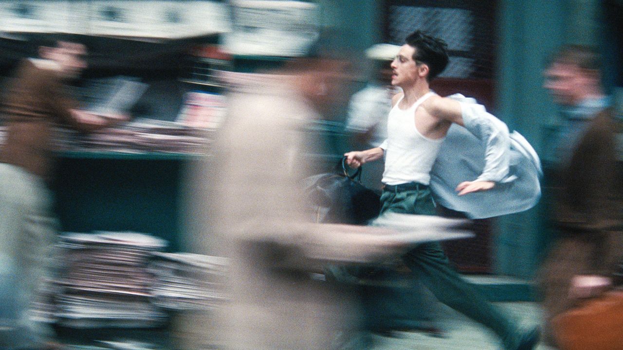 Typisch Safdie – der Protagonist hetzt durch New York!