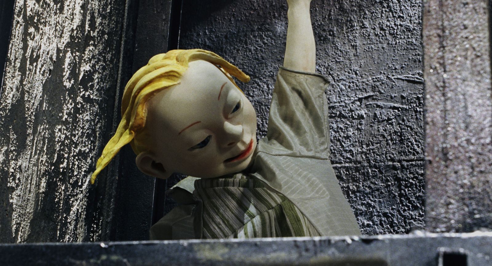 Nach dem Verlust ihrer Erinnerungen wird Sophie kurzerhand zur Köchin erklärt.