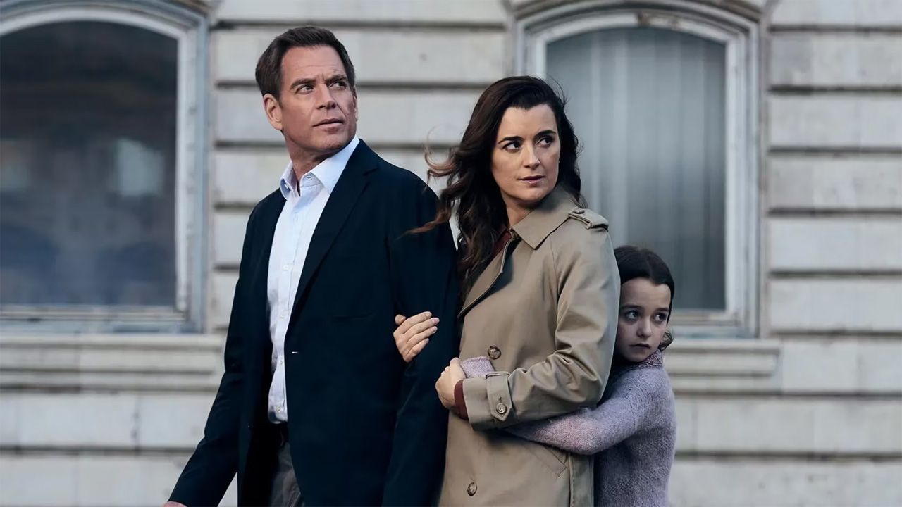 Tony (Michael Weatherly) und Ziva (Cote de Pablo) müssen ihre gemeinsame Tochter Tali (Isla Gie) beschützen.