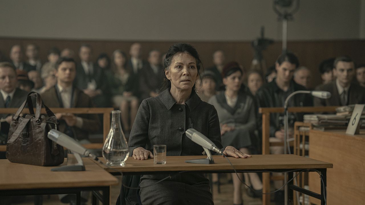 Die Überlebenden müssen erneut ihre Vergangenheit durchleben.