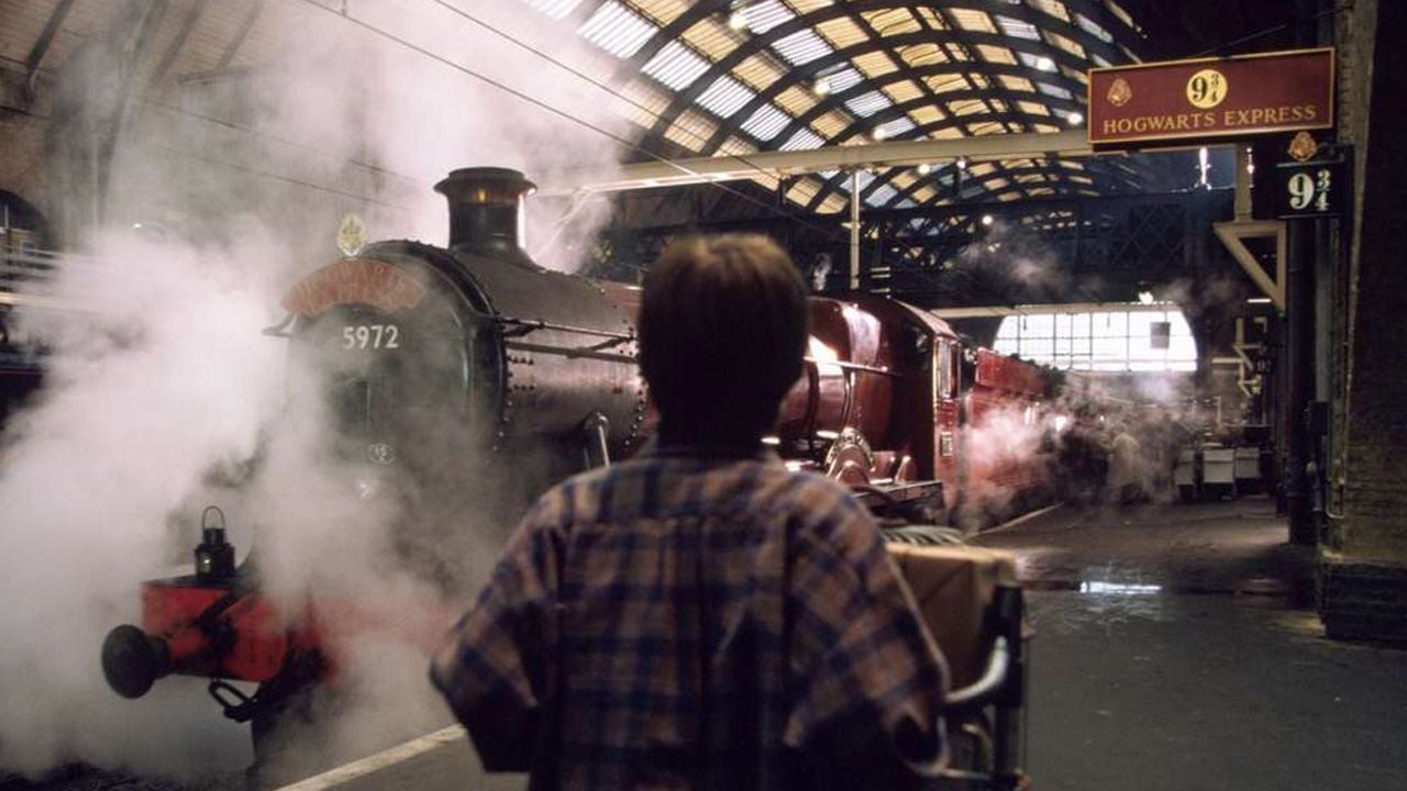 Der Hogwarts-Express aus den Kinofilmen - auch er war mal auf dem Schrottplatz.