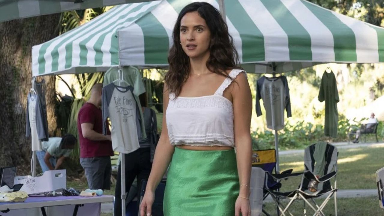 Adria Arjona in