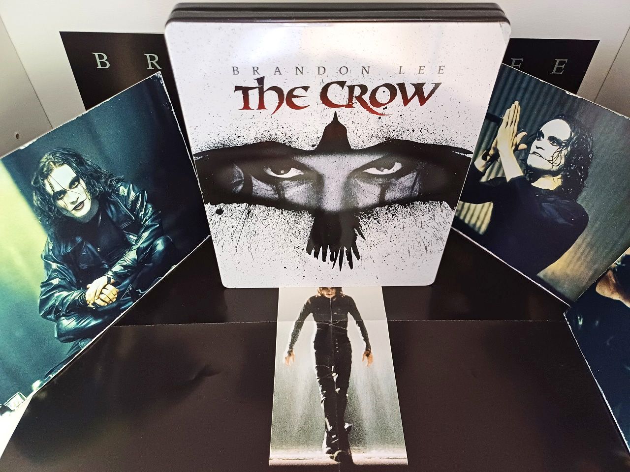Steelbook mit transparentem Schuber: So stylisch wie der Film selbst!