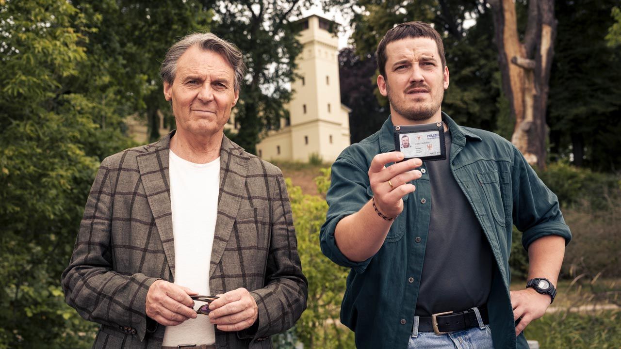 Vater und Sohn ermitteln unfreiwillig zusammen!