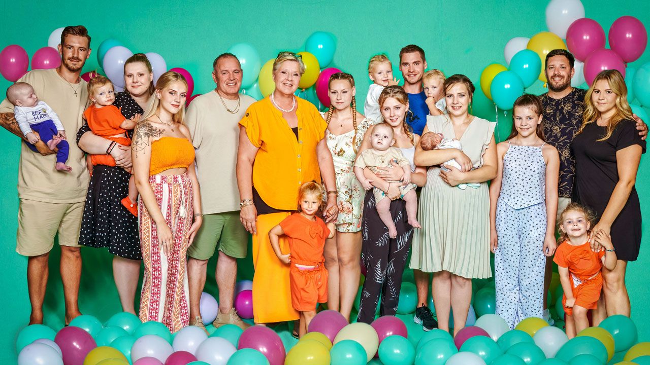 Sie passen kaum auf ein Bild: Die Stars der Doku-Soap 