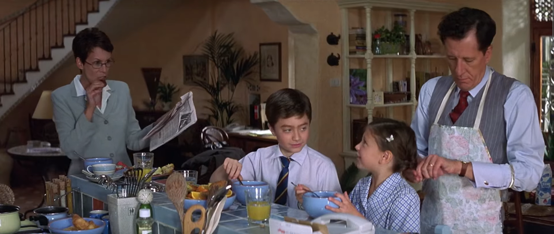Nowadays everyone knows him: who is the little boy who eats his cereal next to Jamie Lee Curtis? Nowadays everyone knows him: who is the little boy who eats his cereal next to Jamie Lee Curtis?