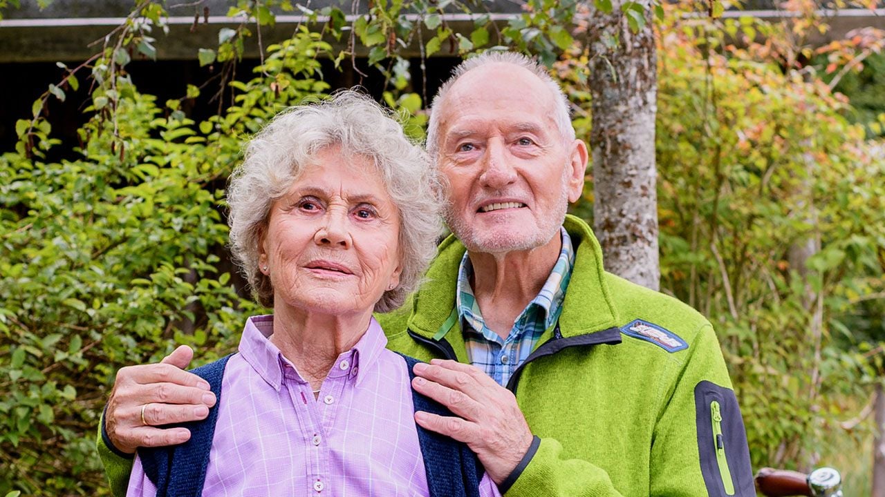 Diese beiden sind in Wirklichkeit KEIN Ehepaar!