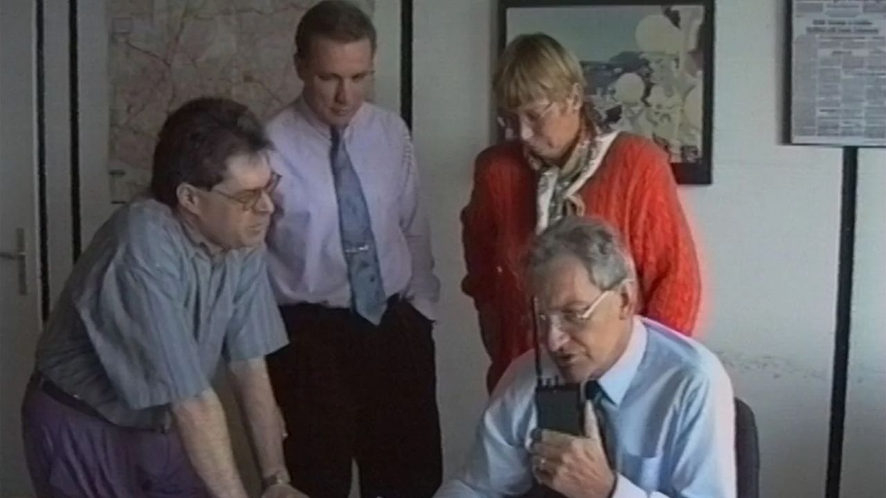 Die Szenen aus „SOKO 924 – Der Film“ sind eine tolle Auflockerung für die Dokumentation.