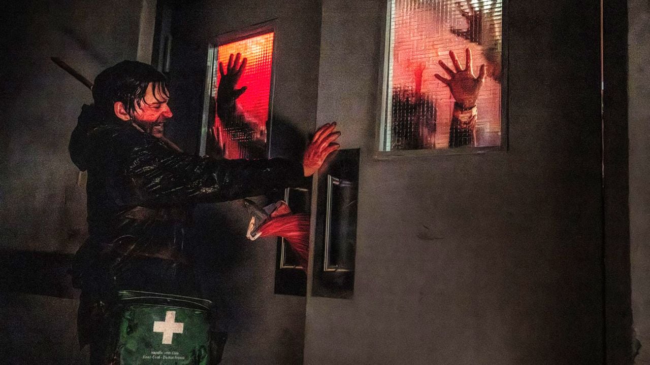 Diese Tür will Bryan (Austin Abrams) nicht öffnen, sondern lieber verschließen.