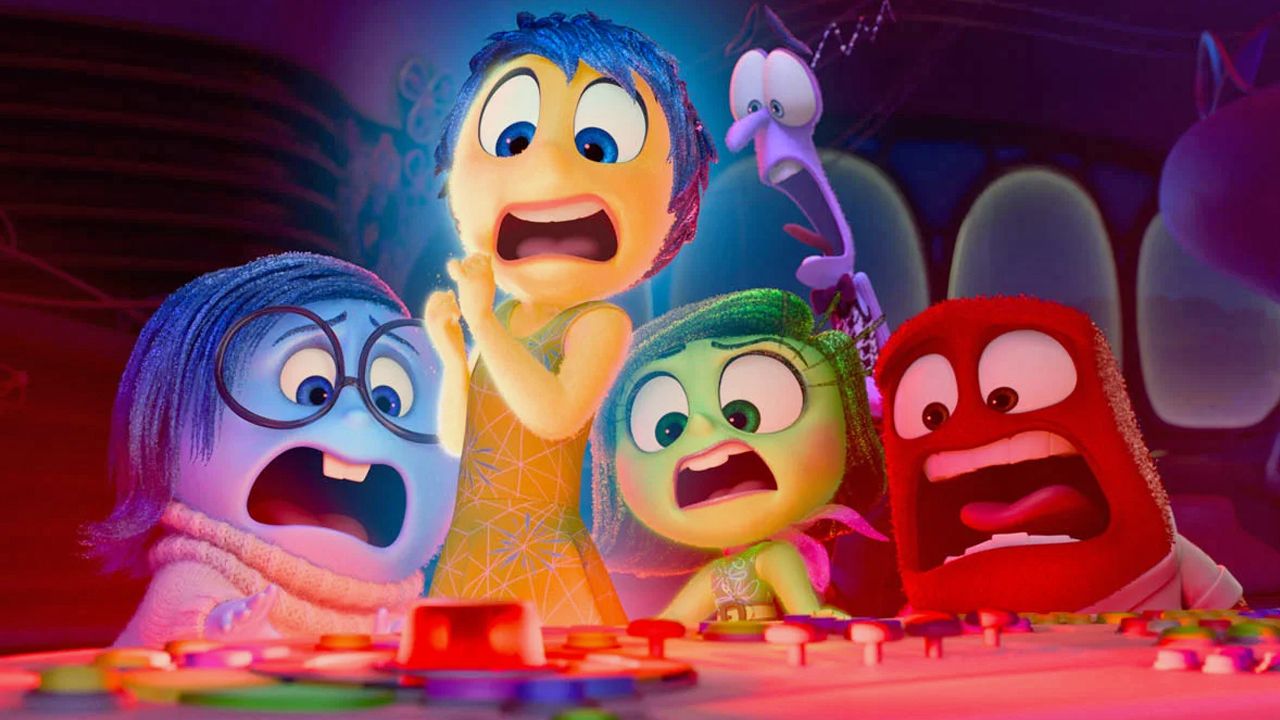 Nach "Alles steht Kopf 2" geht es schon bald zurück in Rileys Kopf: Erster Trailer zur Pixar-Serie "Traum Studios" auf Disney+