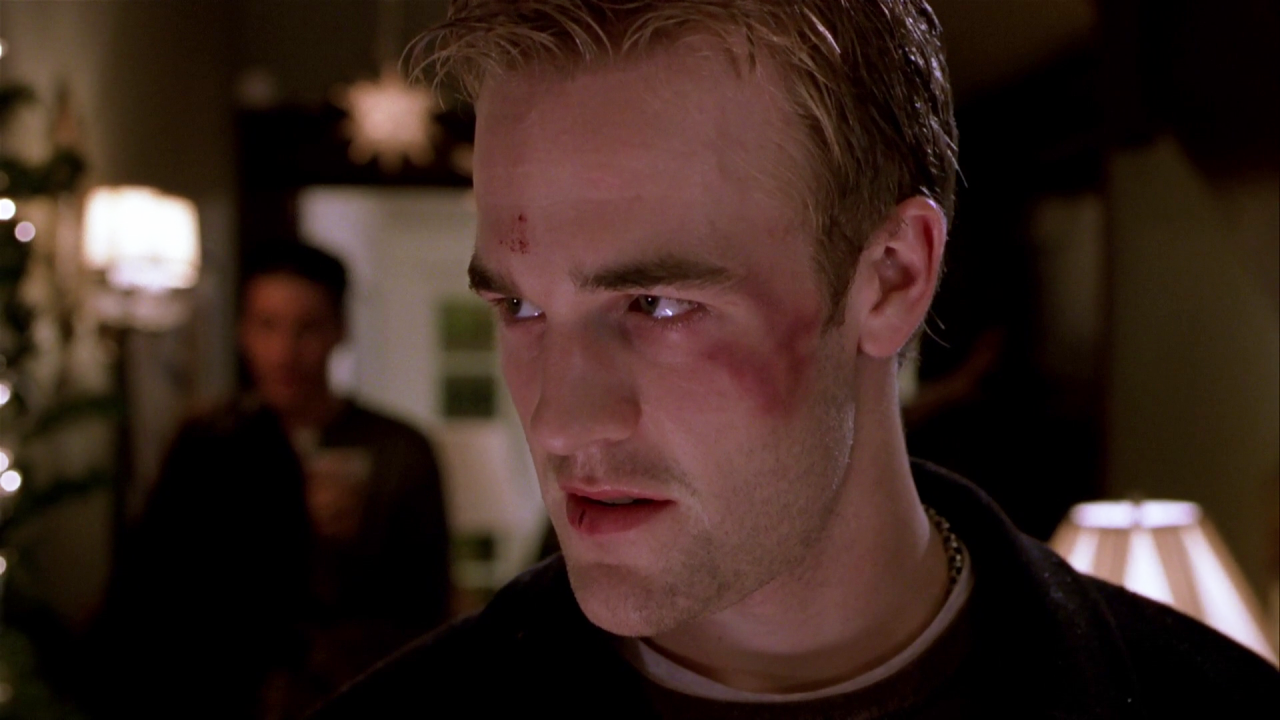 Fun Fact: Sean Batemans Name ist kein Zufall. Er ist nach der Romanvorlage der jüngere Bruder von Patrick Bateman (American Psycho)